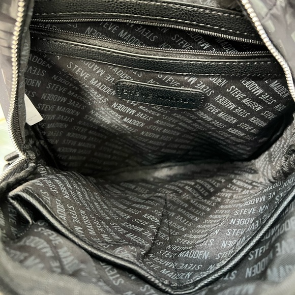 Steve Madden Signature Backpack New Without Tags - Picture 9 of 11